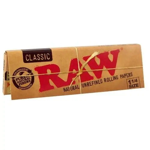RAW-Classic-1-1-4-display-24-packs.webp